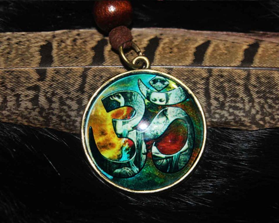 Aum mit Sternzeichen nach Wunsch